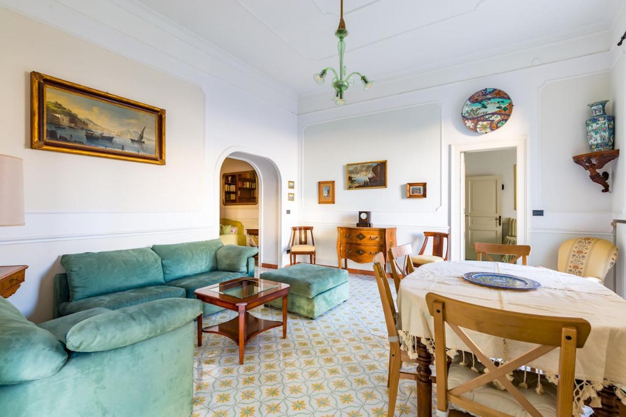 Villa Paola - Hidden Panoramic Garden And Terraces By Napoliapartments Dış mekan fotoğraf