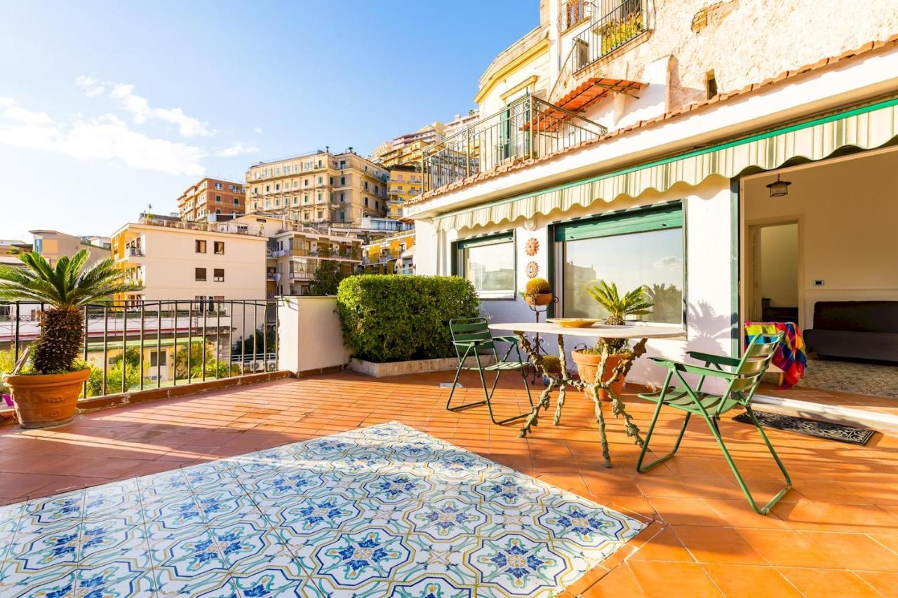 Villa Paola - Hidden Panoramic Garden And Terraces By Napoliapartments Dış mekan fotoğraf
