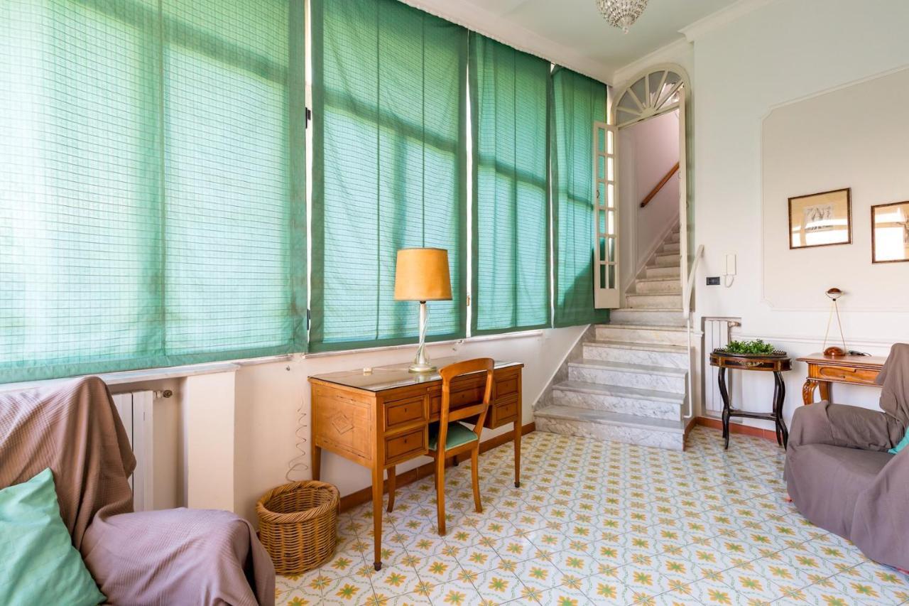 Villa Paola - Hidden Panoramic Garden And Terraces By Napoliapartments Dış mekan fotoğraf