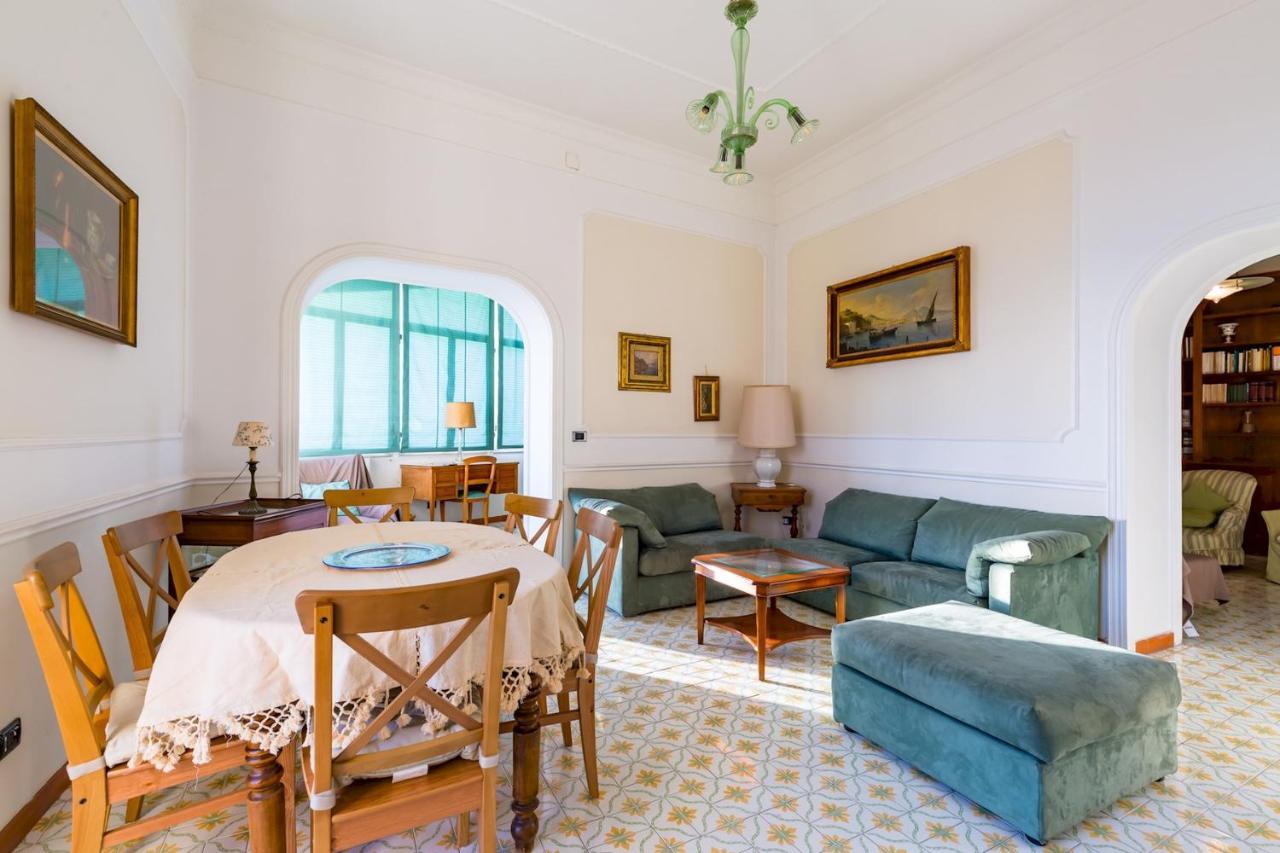 Villa Paola - Hidden Panoramic Garden And Terraces By Napoliapartments Dış mekan fotoğraf